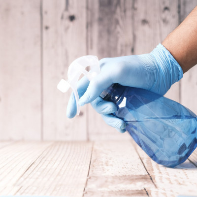 4 σημεία στο σπίτι που μπορείς να καθαρίσεις με χλωρίνη