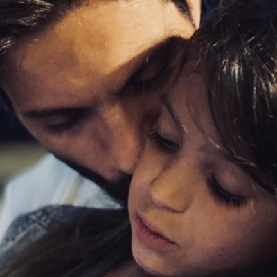 Γιώργος Καράβας: Η κόρη του τον έβαλε για ύπνο - Η γλυκιά φωτογραφία μαζί της