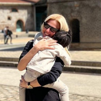 Χριστίνα Κοντοβά: Σε παιδικό πάρτι με την Άντα (εικόνες)