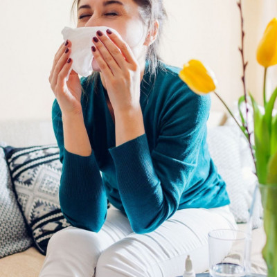 Αλλεργίες: Πώς μπορείτε να τις θεραπεύσετε και να σταματήσετε να φτερνίζεστε;