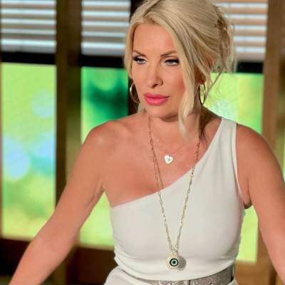 Ελένη Μενεγάκη: Οι αυθόρμητες φώτο της και η κίνηση της παρουσιάστριας που προκάλεσε αντιδράσεις