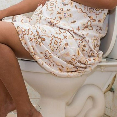 Αιμορροΐδες: Συμπτώματα, αιτίες, διάγνωση, συντηρητική αντιμετώπιση και αιμορροϊδεκτομή