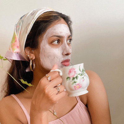 DIY μάσκα ομορφιάς με βρώμη: Το συστατικό για λάμψη και βαθιά ενυδάτωση της επιδερμίδας σου