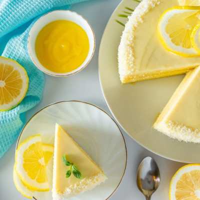 Αφράτη λεμονόπιτα χωρίς αλεύρι και χωρίς φύλλο (vid)