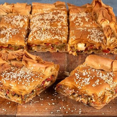 Άκης Πετρετζίκης: Πιπερόπιτα