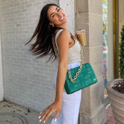 8 γυναίκες YouTubers που θα σε κάνουν να πιστέψεις πιο πολύ στον εαυτό σου