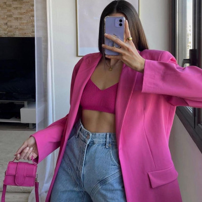 Πώς να χρησιμοποιήσεις τον νέο φακό του Snapchat «Dress up» για να δοκιμάζεις ρούχα online