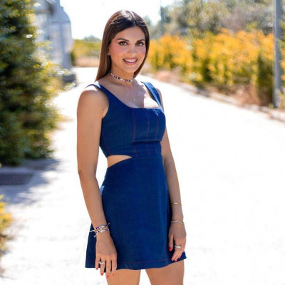 Η Σταματίνα Τσιμτσιλή ποντάρει στο blue power για την άνοιξη