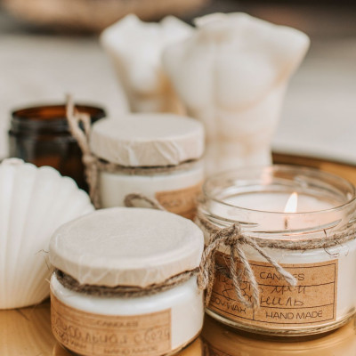 Πώς θα φτιάξεις αρωματικά κεριά σόγιας για να κάνεις πιο eco-friendly τον χώρο σου