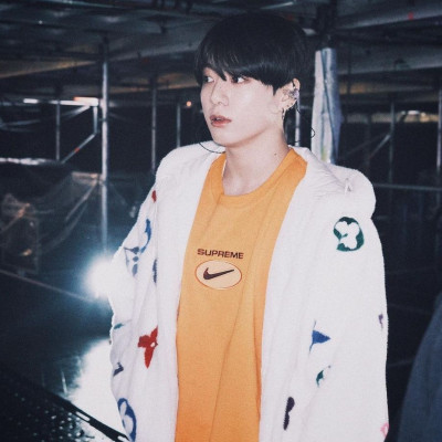 Mullet hair: Ο Jungkook των BTS μόλις έκανε το πιο hot κούρεμα της σεζόν