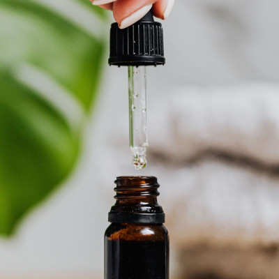 Θα «κολλήσεις» κι εσύ με το ιπποφαές μόλις μάθεις τα οφέλη που έχει στην επιδερμίδα