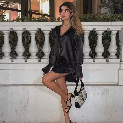 6 style combos για να φοράς το μαύρο χρώμα το καλοκαίρι χωρίς να «λιώνεις» από τη ζέστη