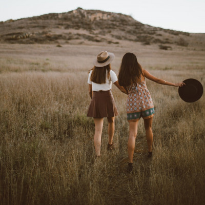 Friendship issues - Πώς θα προσεγγίσεις μια κοπέλα που συμπαθείς και θέλεις να γίνετε φίλες