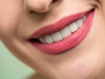 Μπορείς να έχεις λευκά δόντια, ακόμα και αν είναι ευαίσθητα   