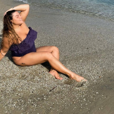 Δανάη Μπάρκα: Οι νέες υπέροχες φωτογραφίες με μαγιό