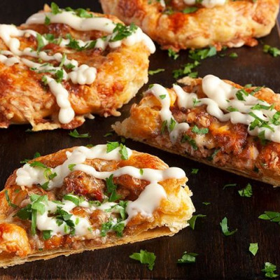 Άκης Πετρετζίκης: Ανοιχτά κιμαδοπιτάκια