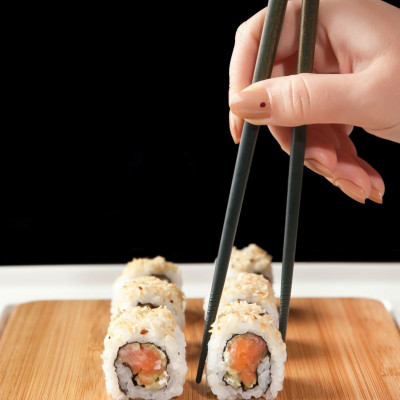 Το σπιτικό sushi δεν θέλει κόπο αλλά τρόπο- Όλα τα μυστικά για τα τέλεια rolls