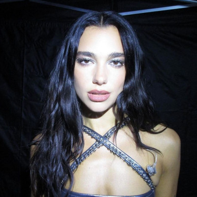 Όλοι μιλούν για το νέο crush της Dua Lipa και τον sexy χορό τους στη Μαδρίτη