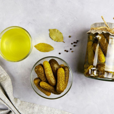 Γιατί πρέπει να πίνετε το ζουμί από το τουρσί - 6 οφέλη για την υγεία