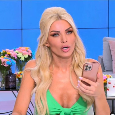 Super Κατερίνα: Η Καινούργιου «έσφαξε» με τον γάντι twitterα -«Πόσο τραγικός τύπος μπορεί να είσαι;»