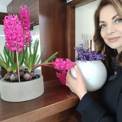 Η Άντζελα Γκερέκου είπε στην Ελένη Μενεγάκη πως η ζωή της με τον Τόλη Βοσκόπουλου ήταν ανεπανάληπτη