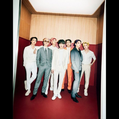 Οι BTS αποφάσισαν να «σπάσουν» και ο λόγος αποκαλύφθηκε