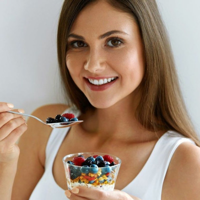 Πρωινό γεύμα: Τι να βάλεις στο μπολ σου, αν φροντίζεις τη διατροφή σου