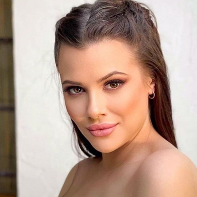 Λάουρα Νάργες: Το μωρό την έβγαλε knock out - Η χιουμοριστική ανάρτηση της εγκυμονούσας