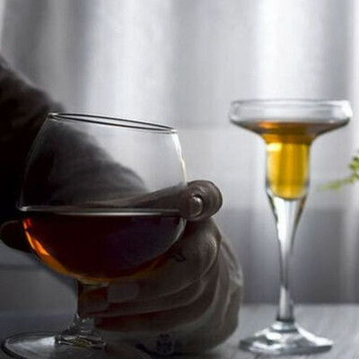 Τα άτομα άνω των 40 ετών μπορεί να ωφεληθούν από μικρές ποσότητες κατανάλωσης αλκοόλ- μελέτη