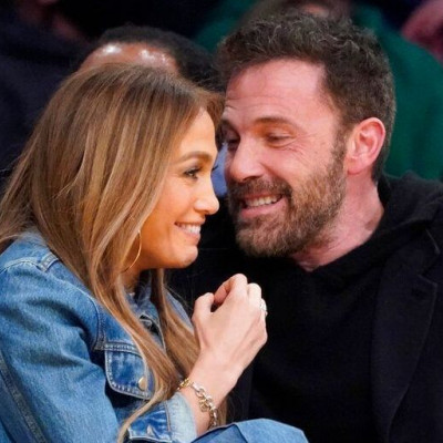 Στο Παρίσι JLo και Ben Affleck, γιατί φυσικά την «πόλη της αγάπης» θα διάλεγαν μετά τον γάμο τους