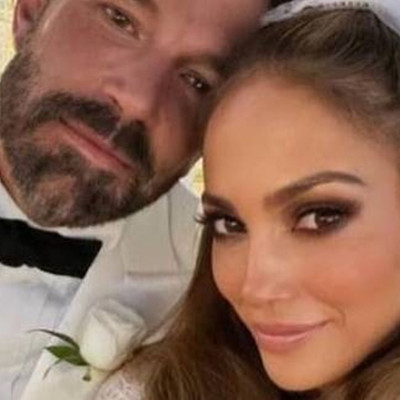 Lopez - Affleck: Αποκλειστικό βίντεο του gossip-tv από το ταξίδι του μέλιτός τους στο Παρίσι!