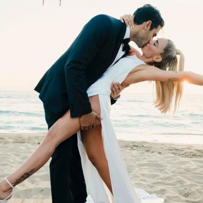 Κόνι Μεταξά: Νέες φωτογραφίες απο τις Μαλδίβες - Τα «μαγευτικά» τοπία και το outfit που αποθεώθηκε