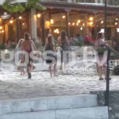 Αποκλειστική φωτό: Καβογιάννη - Μπάρκα - Σταυροπούλου: Βόλτα με μαγιό και παρεό στον Κισσό Πηλίου!