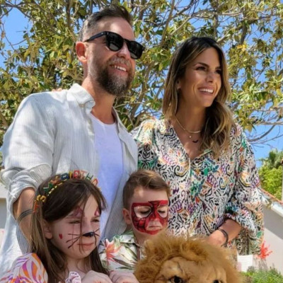 Βαρδής - Σκαφίδα: Τα παιδιά τους έγιναν παρανυφάκια και έκλεψαν τις εντυπώσεις