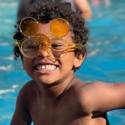 Επτάχρονος έσωσε νήπιο από βέβαιο πνιγμό σε πισίνα