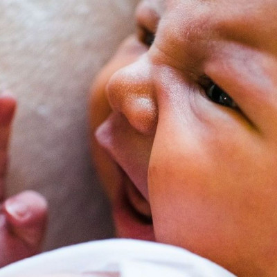 Γιατί κλαίει ένα μωρό; Η εμπειρία και όχι το ένστικτο μπορεί να σας πει, σύμφωνα με μελέτη