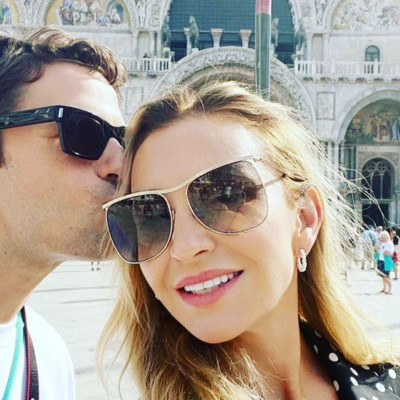 Η Ρούλα Ρέβη και ο Αποστόλης Τότσικας έχουν το ιδανικό εξοχικό στην Τήνο για αξέχαστες διακοπές