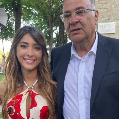 Η κόρη της Νατάσας Θεοδωρίδου Χριστιάνα Μπέτα κατάφερε να ενώσει και πάλι τους γονείς της