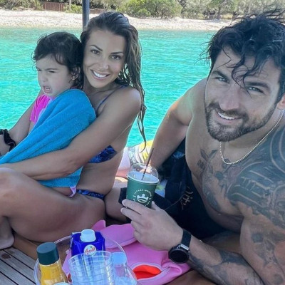 Ελένη Χατζίδου: H κόρη της δεν την αφήνει να μπει στο τροχόσπιτο