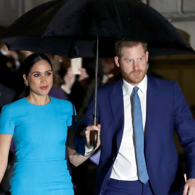 Το ταξίδι του Harry και της Meghan στην Αγγλία κρύβει πολλά περισσότερα απ' όσα πιστεύεις