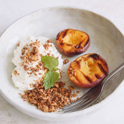 Ψητά νεκταρίνια που λιώνουν στο στόμα σε χρόνο dt