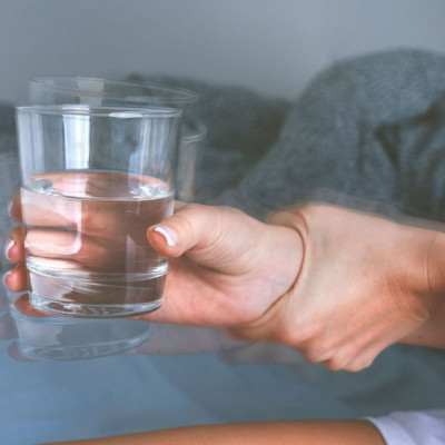 Ιδιοπαθής τρόμος και άλλες αιτίες που προκαλούν τρέμουλο χεριών