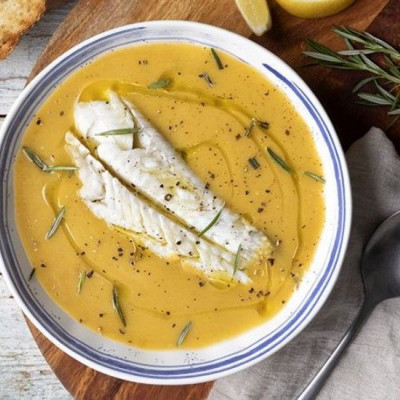 Άκης Πετρετζίκης: Ψαρόσουπα βελουτέ στη χύτρα ταχύτητας