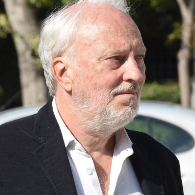 Ρόμπερτ Ουίλιαμς: Η σύντομη μάχη με τον καρκίνο, ο έρωτας, η Eurovision και το «αντίο» των φίλων του