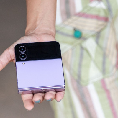 Ψάχνεις για νέο smartphone; Πέντε λόγοι που ήρθε η ώρα να φλεξάρεις με το νέο Samsung Galaxy Z Flip4