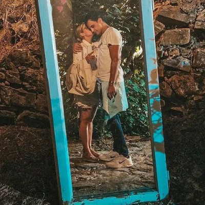 Η πλάκα του Δήμου Αναστασιάδη στην Τζένη Θεωνά αποκαλύπτει την αλήθεια για τη σχέση τους