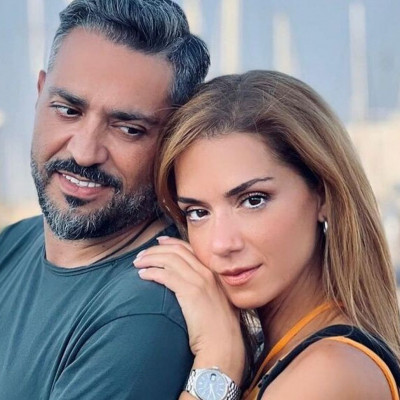 Βάσω Λασκαράκη: Αυτός είναι ο πεθερός της - Δείτε τον να ποζάρει με Οικονομάκου - Μιχόπουλο