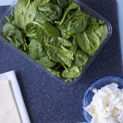 Στριφτά σπανακοτυροψωμάκια - Μια συνταγή για κολατσιό στο σχολείο