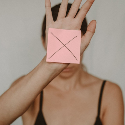 «Καμία γυναίκα δεν βιάζεται αν δεν το θέλει» κατά τον Μητροπολίτη Δωδώνης Χρυσόστομο- Αλήθεια τώρα;