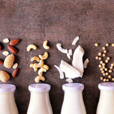 Τα κυριότερα φυτικά γάλατα και οι ιδιότητές τους